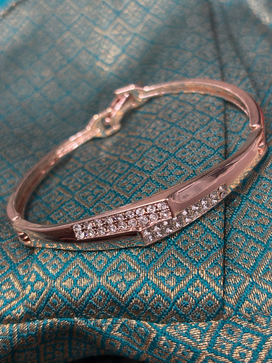 Buy Silver Plated Sparkling Arrow Bracelet – Elegant Crystal Accent